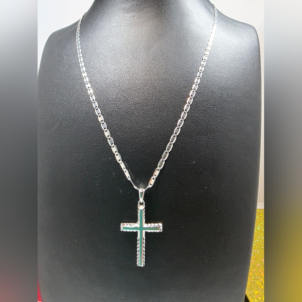 Elegant Silver Cross Pendant Necklace